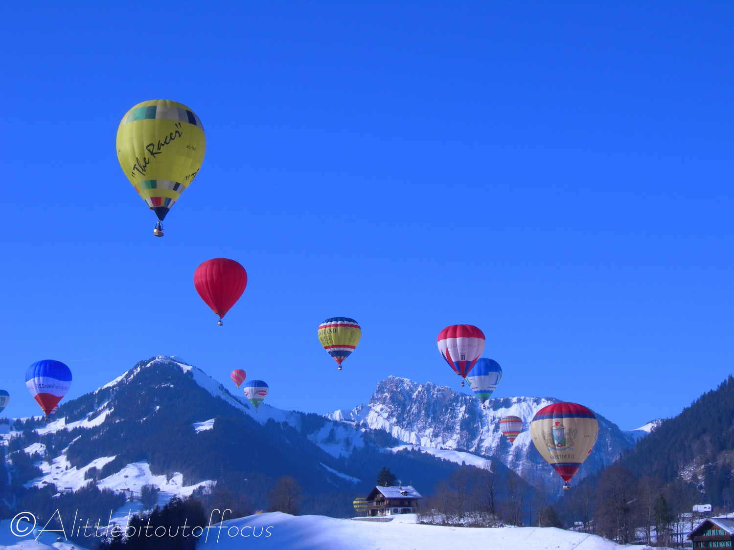 1 Chateau D'Oex Balloon Festival