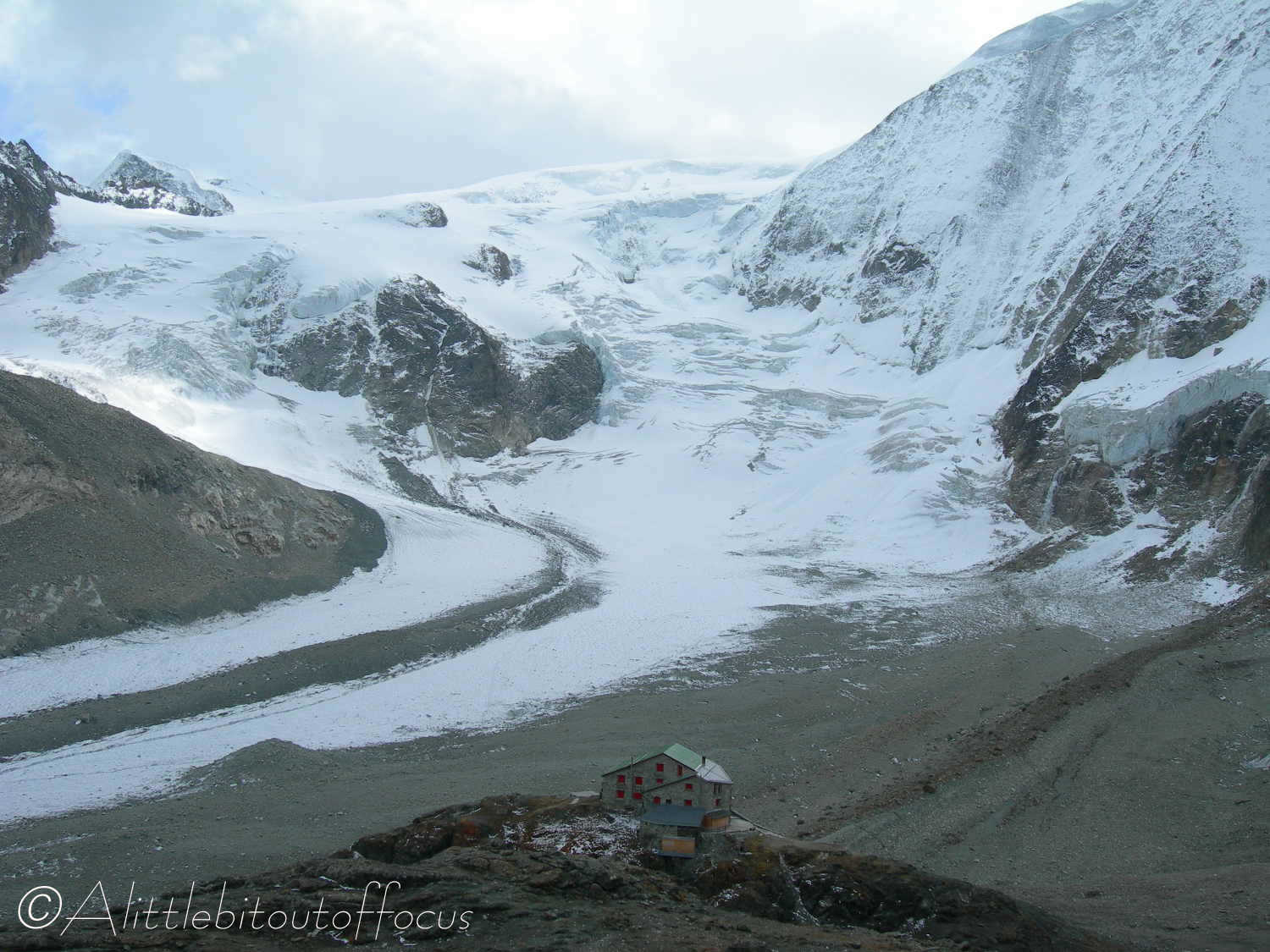 11 Cabane des Dix from the Tete Noire
