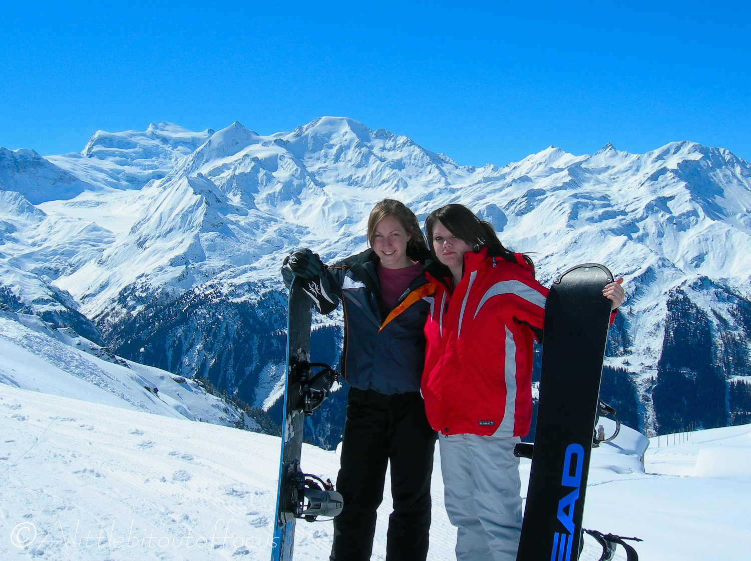 2 Sarah and Jo, Boarding in Verbier